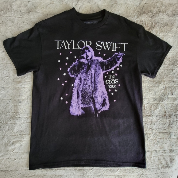 Taylor Swift - The Eras Tour Live Photo Stars T-Shirt Medium - Picture 3 of 11